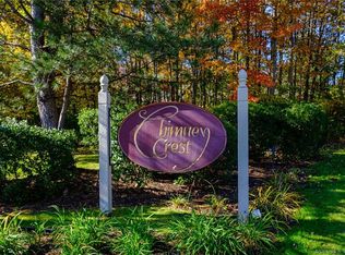 189 Redstone Hill Rd #11, Bristol, CT 06010