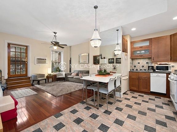 4th image of 138 Joralemon St APT 1F