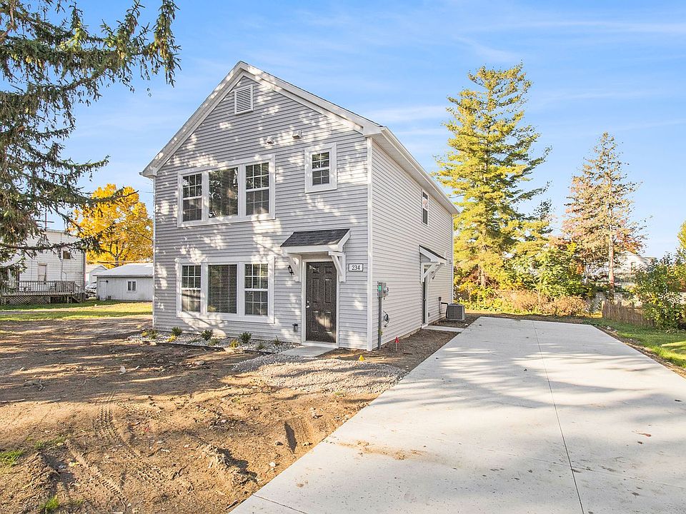 1st image of 3787 Woodview Ave