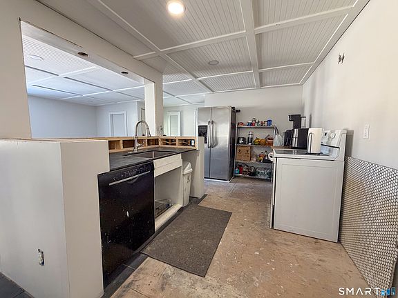 5th image of 34 Carroll Road