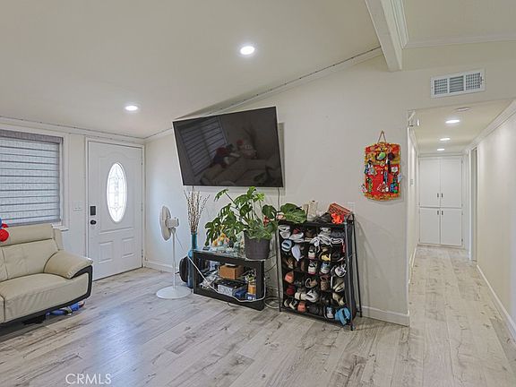 4th image of 11912 Arthur Dr