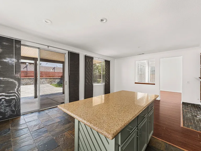 14848 Rodeo Way — Photo 6