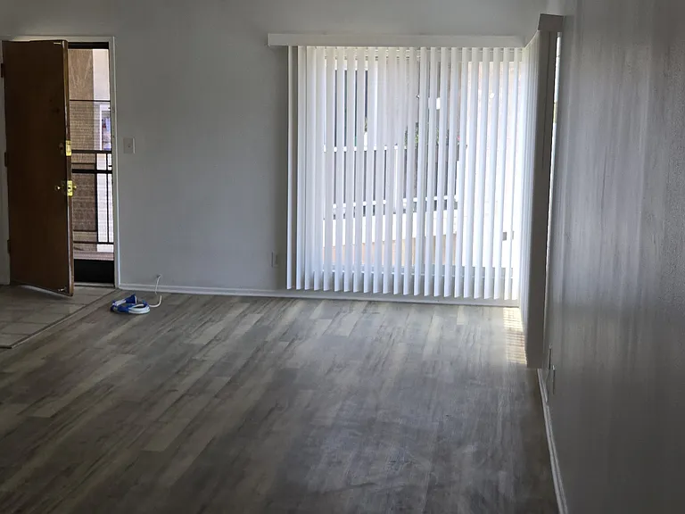 7000 S La Cienega Blvd #28 — Photo 19