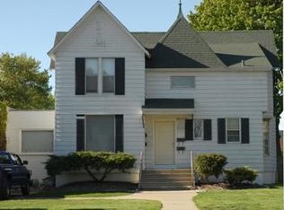 2219 60th St, Kenosha, WI 53140