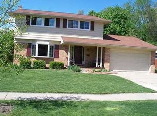 2512 Prairie St, Ann Arbor, MI 48105