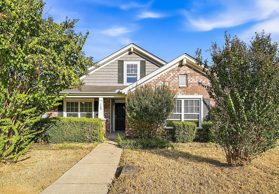 129 Sophie Dr