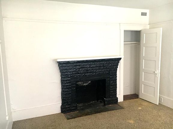 3rd image of 1915 4th Ave APT 2