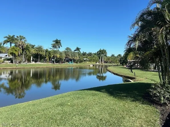 107-3036 Cupola Cir, Labelle, FL 33935