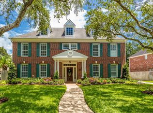 1818 Oakhurst Pkwy, Sugar Land, TX 77479
