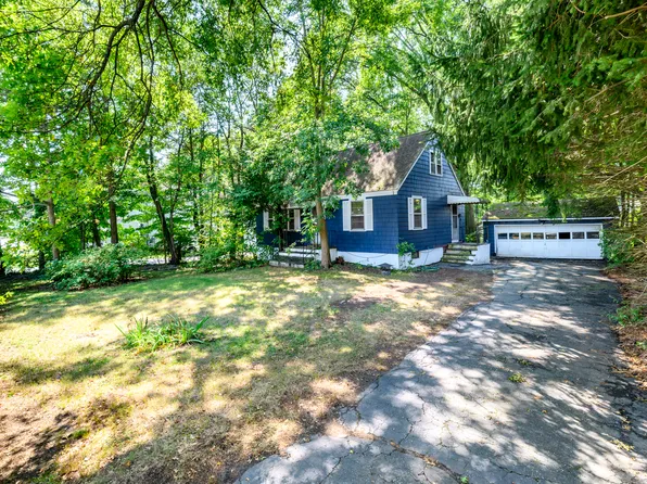27 Bloomfield Drive, Fairfield, CT 06825