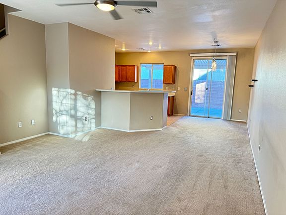 5th image of 2672 Heathrow St
