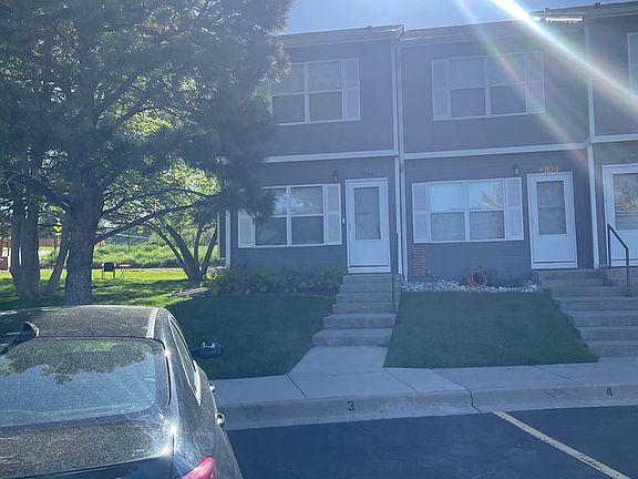 2nd image of 2134 Oakcrest Cir