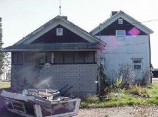 160 W Pine St, Tigerton, WI 54486