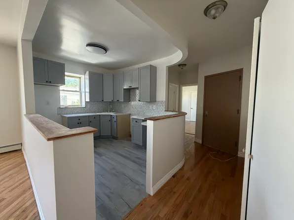 2201 Avenue U image 1 of 10