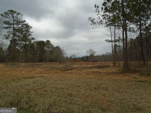 0 Breezy Point Way, Barnesville, GA 30204