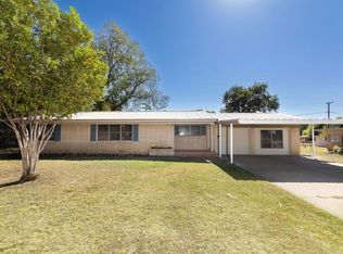 1316 Rolling Hills Dr, Graham, TX 76450