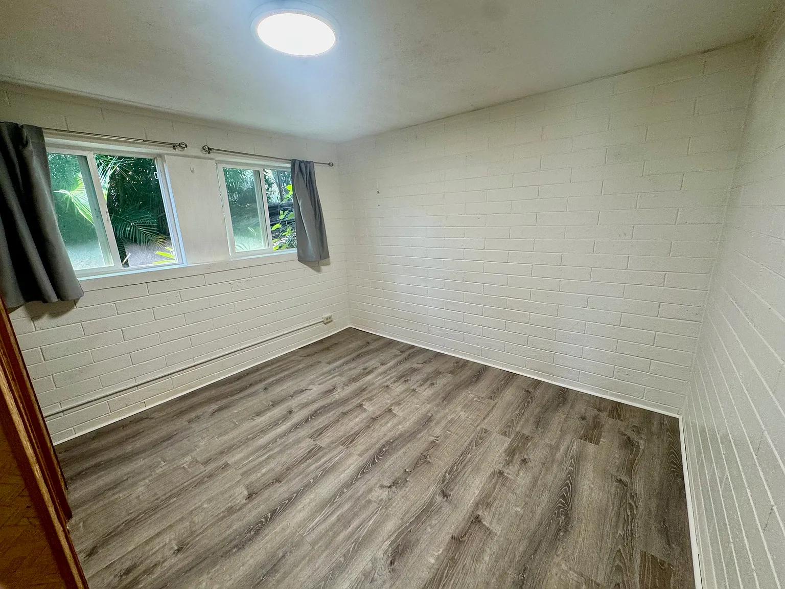 2 bed, 1000 sqft, $3,000 — Photo 3