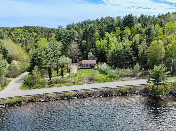 14 Big Mush A Mush Lake Rd, Lunenburg, NS B0J 2E0