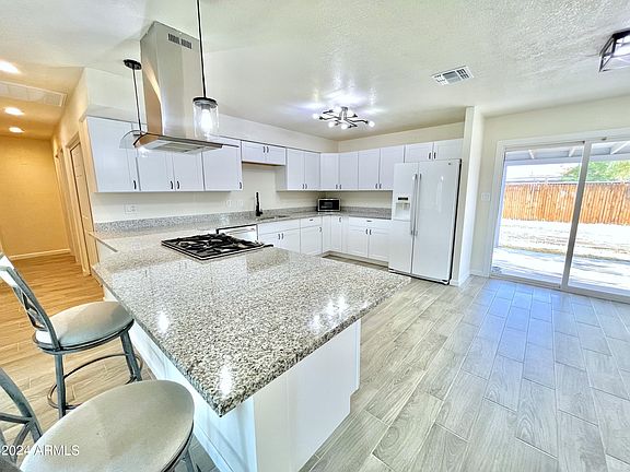 2nd image of 8829 W MULBERRY Drive