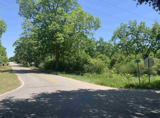 32722 Carrier Dr, Lillian, AL 36549