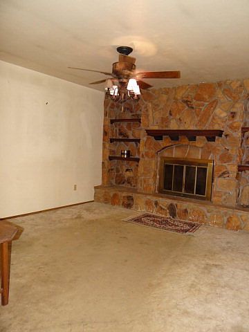 2nd image of 2708 Catalina Dr
