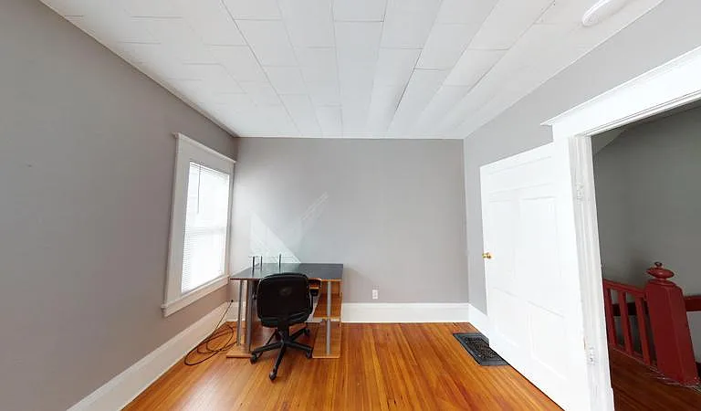 1418 E Genesee St — Photo 17