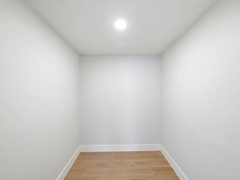 Walk in Closet