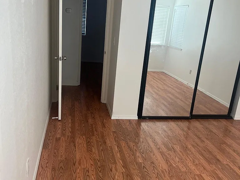 1041 Chadwick Cir — Photo 5