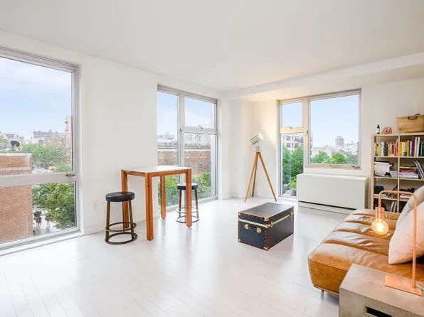 250 Bedford Avenue image 1 of 11