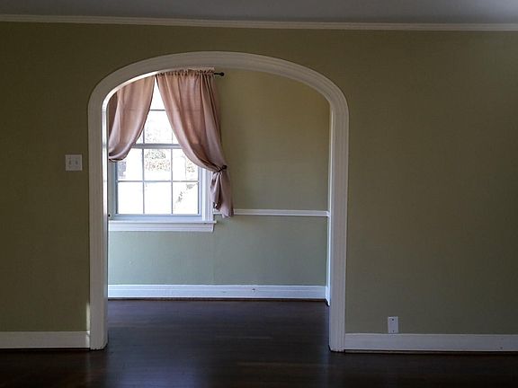 Hallway/Living Room