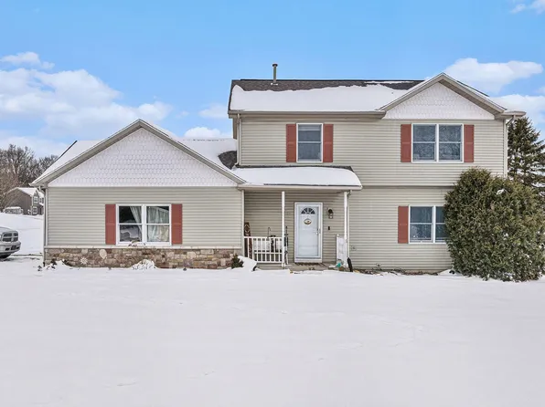 7448 Texas Heights Ave, Kalamazoo, MI 49009