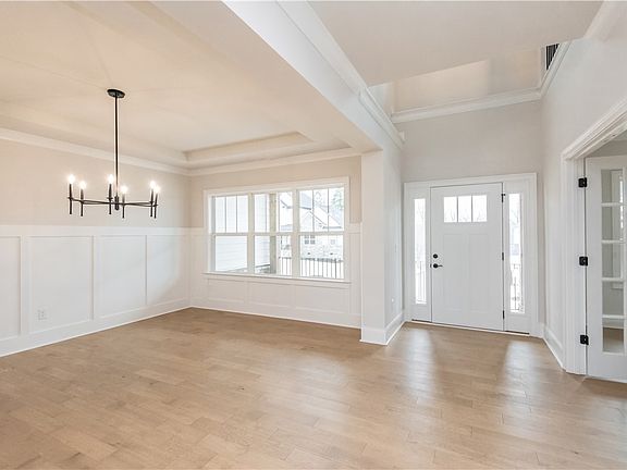 5th image of 222 Holly Branch Rd