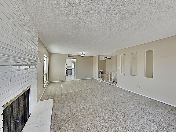 3rd image of 4570 W Laurie Ln