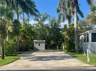 1558 Diamond Lake Cir, Naples, FL 34114