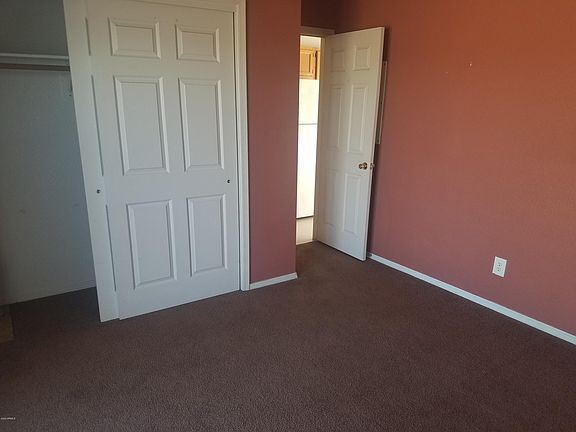 4th image of 4015 N Montezuma Dr
