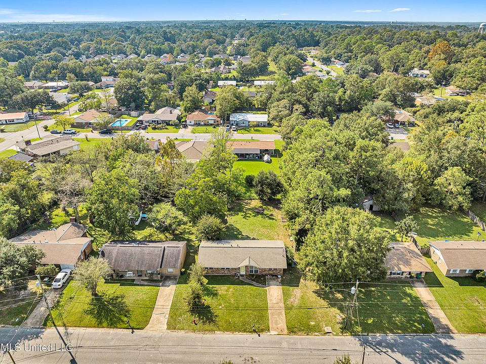 郊外 7213 Melrose Dr, Biloxi, MS 39532 | Zillow