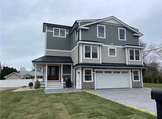 33 Onondega Rd, Narragansett, RI 02882