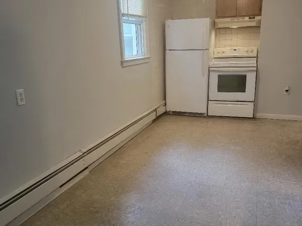 93 Union St APT 95B, Vernon Rockville, CT 06066