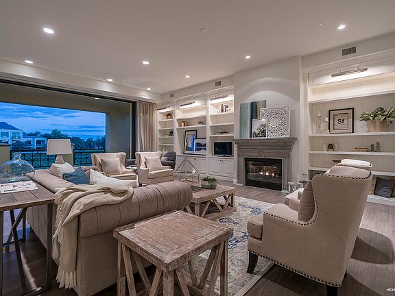 4th image of 2 Biltmore Est Unit 213