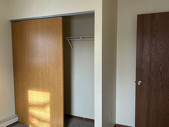 5th image of 2611 S 8th St #11173607