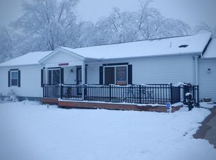 406 Ernest St, Washington, IL 61571