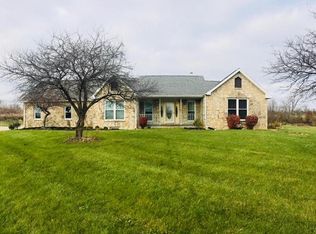 8828 Blacks Rd SW, Pataskala, OH 43062