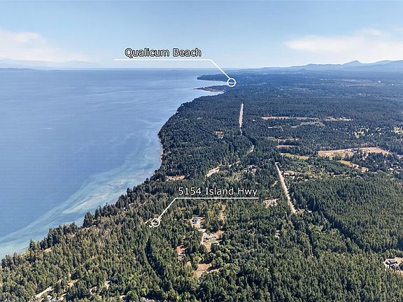 3rd image of 5154 Island Hwy W