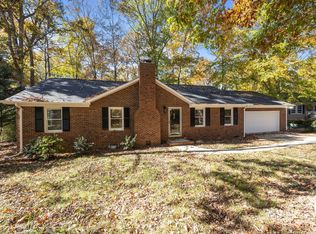 6227 King George Dr, Charlotte, NC 28213