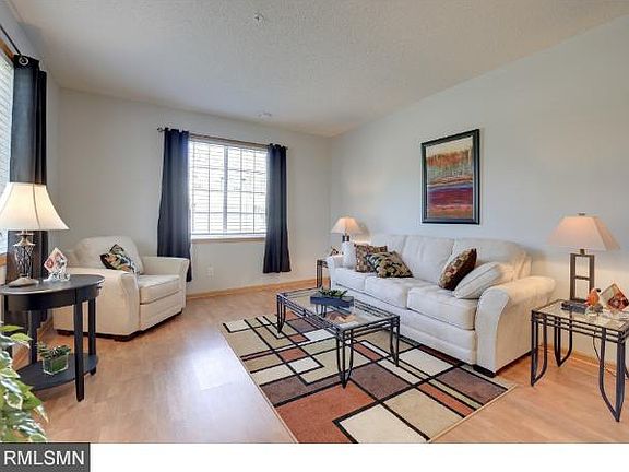 4th image of 4799 Blaine Ave