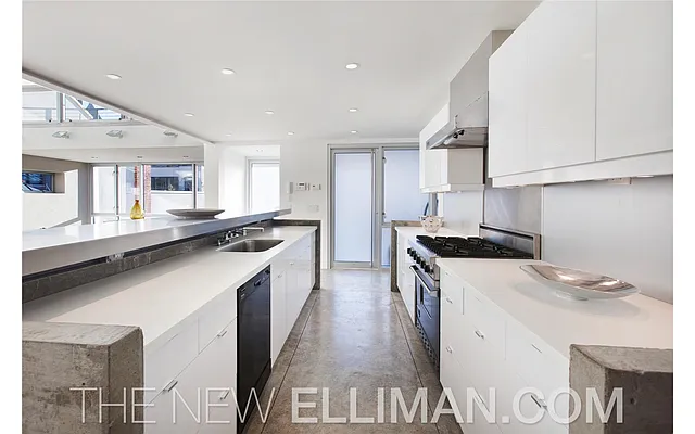 Rented by Douglas Elliman | media 36