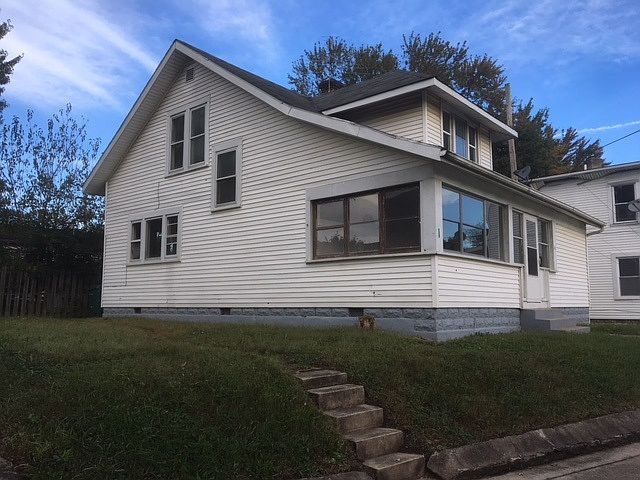 1st image of 412 NW 1st St