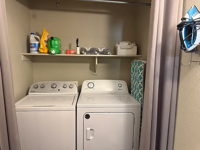 2058 S Voyager Dr — Photo 28