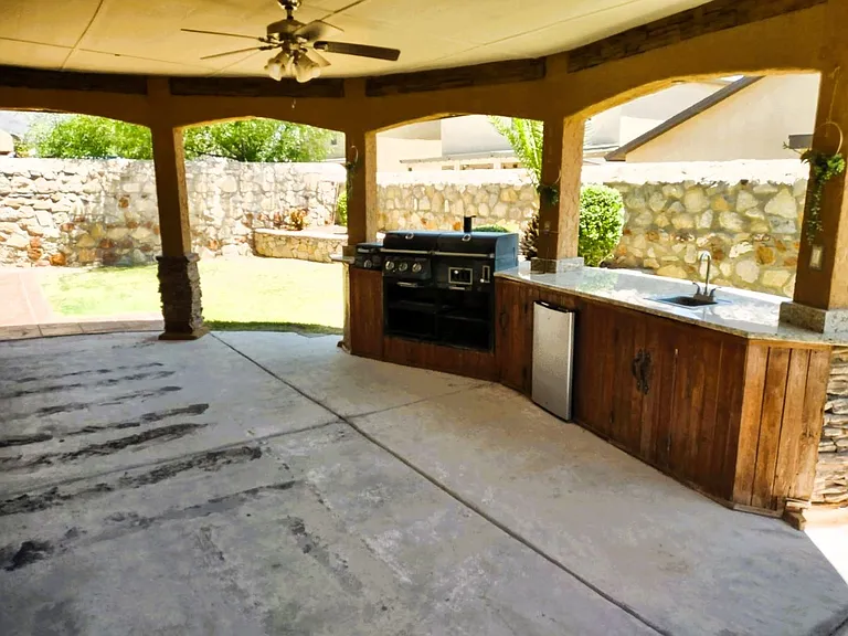 7332 Meadow Sage Dr — Photo 36