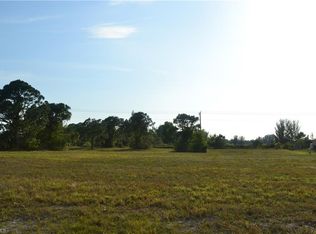 2800 NW 27th Pl, Cape Coral, FL 33993